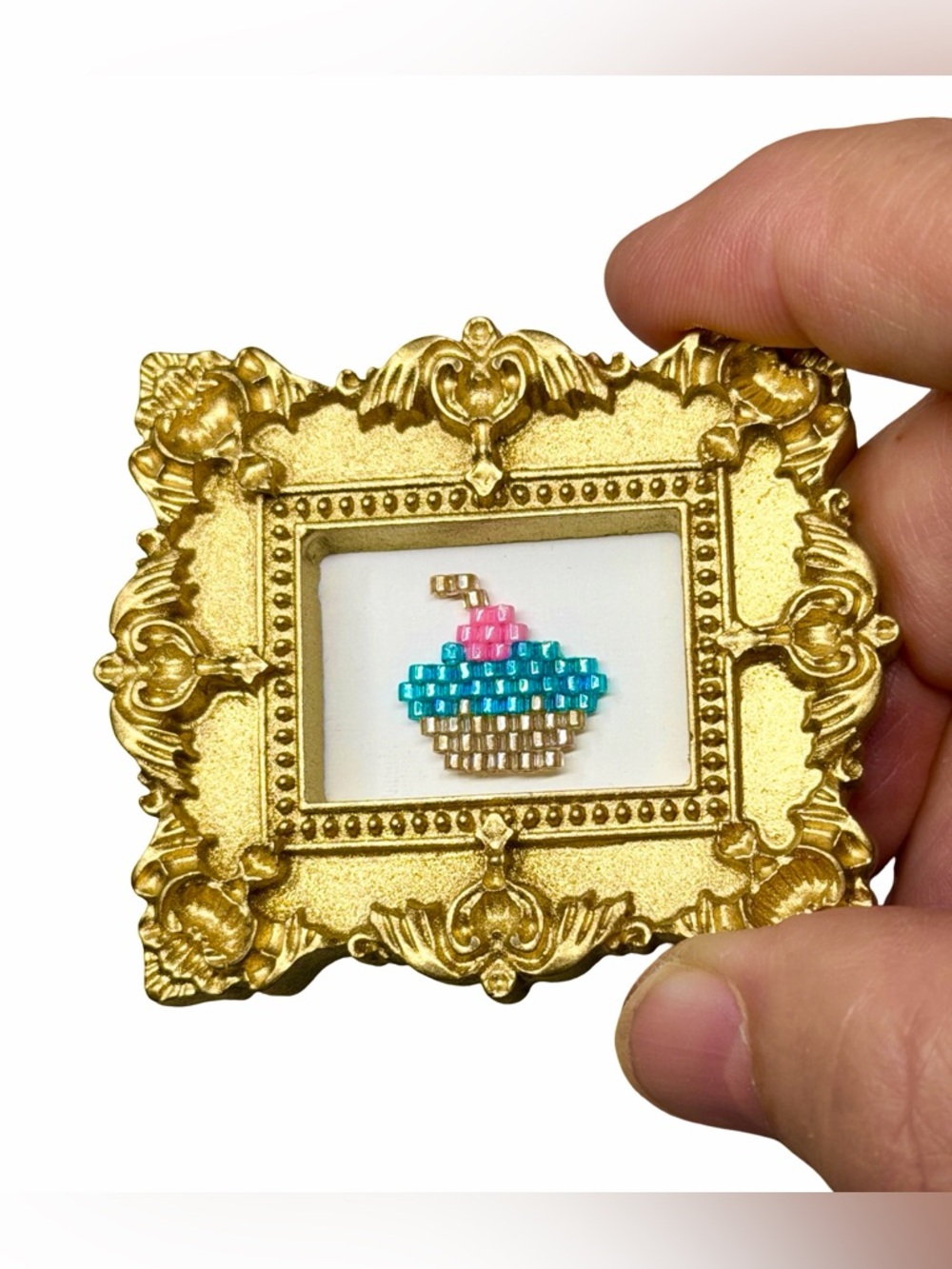 Mini Beaded Cupcake Art in Ornate Gold Frame
